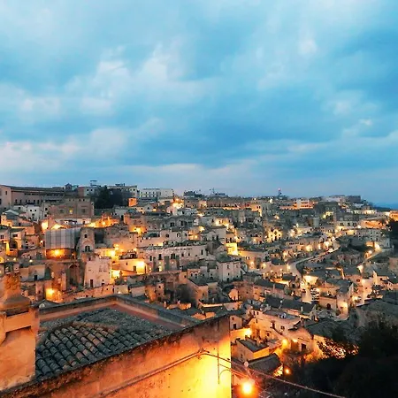 Sotto L'arco Affittacamere Matera