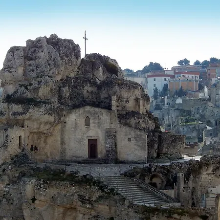 Sotto L'arco Affittacamere Matera